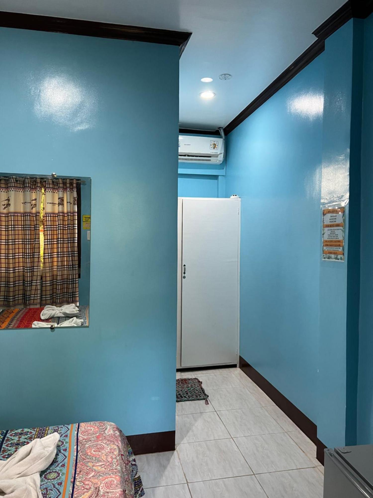 Stella'z Guest house 2*
